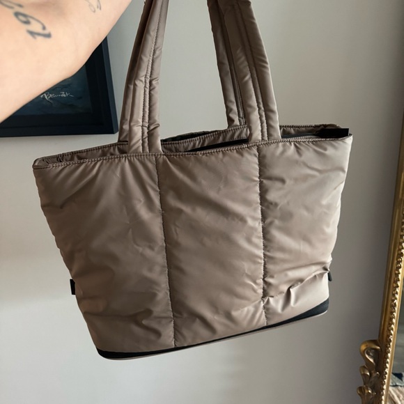 Calpak Tote - Picture 2 of 5